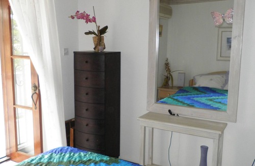Porters Apartment | Charming West Coast Two Bedroom Apartment - Close to Lovely Beaches