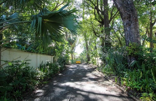 Holetown House | Church Point Cottage 3 Bedroom Home by Bluescape