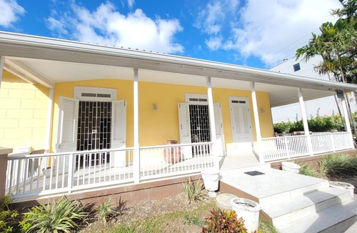 Worthing House | Clariston - Traditional Barbadian home 1 minute walk from beach!
