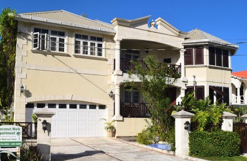 Silver Sands House | Coconut Walk Beach Apartment