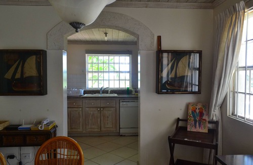 Brighton Apartment | Comfortable, Tropical, Beachfront Living