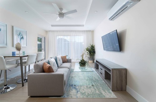 Little Battaleys Condo | Condo ∙ 2 bedrooms ∙ 4 guests