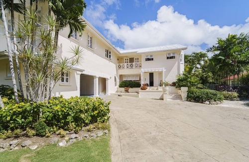 Gibbes House | Coral House 3 Home by Bluescape