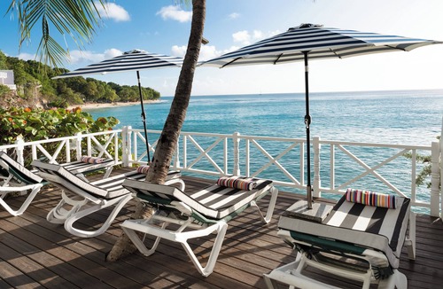 Prospect Apartment | Coralita No.2, Oceanfront Apartment Near Sandy Lane
