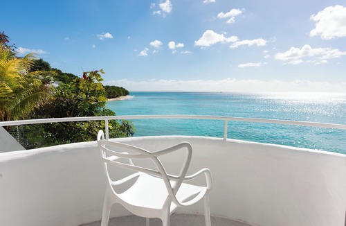 Lazaretto Apartment | Coralita No.4, Oceanfront Apartment Near Sandy Lane