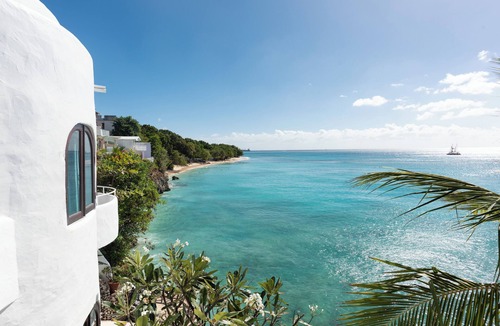 Wanstead Apartment | Coralita No.5, Oceanfront Apartment Near Sandy Lane