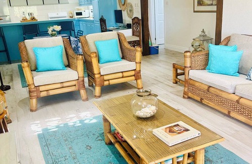 Atlantic Shores Cottage | Cotton Bay Cottage @ Freights. Large sea facing garden. Family & Pet friendly