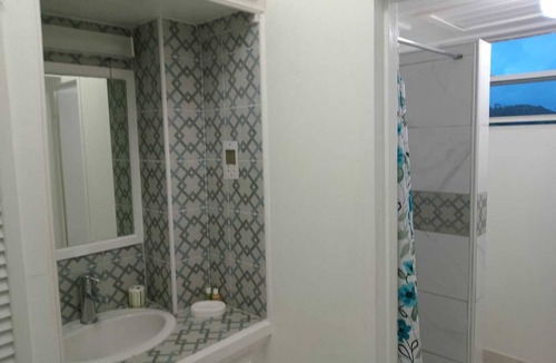 Hastings Apartment | Cozy Studio apartment in charming Bridgetown with AC -Apartment 3D