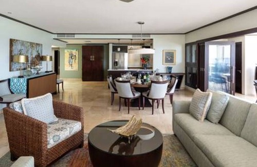 Old Trees Bay House | Crowsnest at Coral Cove by Young Estates