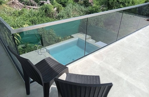 Oistins Apartment | Deluxe Double Room with Sea View