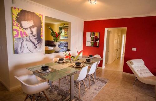Durants Apartment | Designer Penthouse - Stunning Property with Amazing Views
