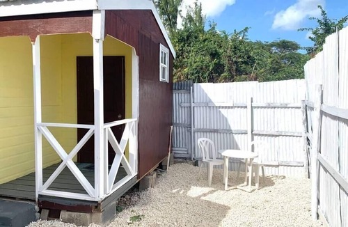 Dover House | Dover Beach Tiny House w kitchen