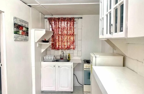 Dover Apartment | Dover Local Vibes Studio
