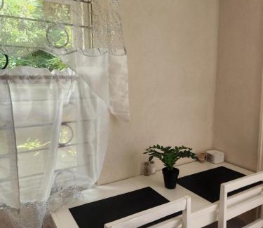 Dover Apartment | Dunbar's Studio