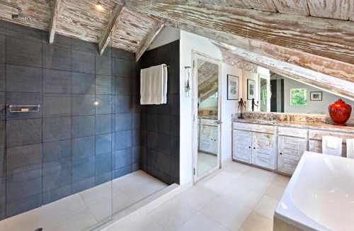 Mullins Villa | Easy Reach villa
