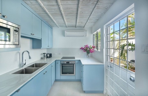Mullins Villa | Easy & Sunset Reach 6 Bedroom Villa