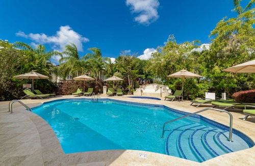 Mount Brevitor Villa | Elegance 3 bedroom townhouse in Barbados with plunge pool