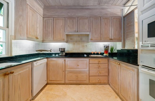Mullins Apartment | Elegant 2 bedroom apt, private pool, beach access - Moonshadow
