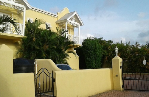 Fitts Village House | Elegant, comfortable Beach-Townhouse, 2 Bedroom, Pool