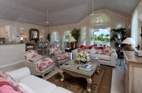 Westmoreland Apartment | Elegant Two Storey, Two Bedroom Townhouse