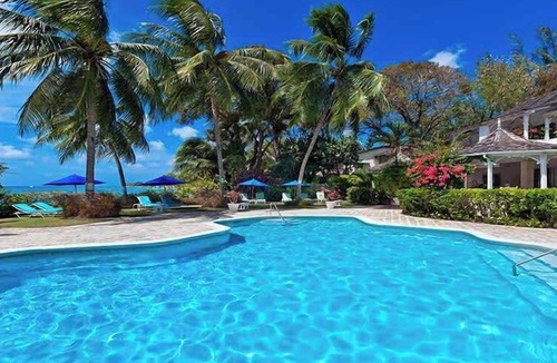 Gibbs Bay Villa | Emerald Beach 4