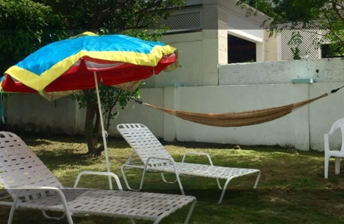 Brighton Apartment | Enjoy A Peaceful Vacation Steps away from a Pristine Beach On The West Coast.
