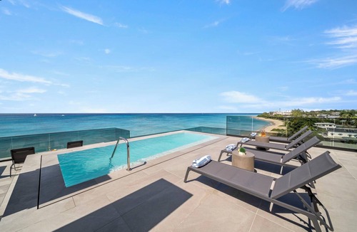 Brighton Condo | Exceptional Beachfront Condo - Allure 101