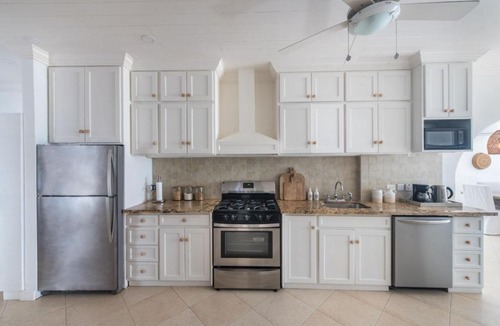 Fitts Village House | Exceptional Beachfront Living - Milord Sunsets home