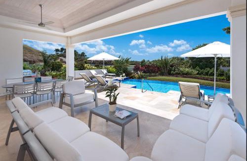 Porters Villa | Exclusive 4 Bedroom Villa sleeps 8 persons
