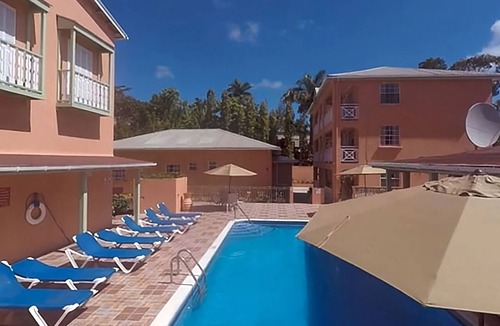 Worthing Apartment | Experience Barbados Near Worthing Beach & St. Lawrence Gap