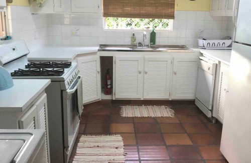 Atlantic Shores House | Freights Bay Surfers Bungalow