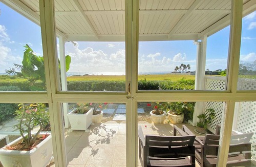 Apple Hall House | Gem by the sea