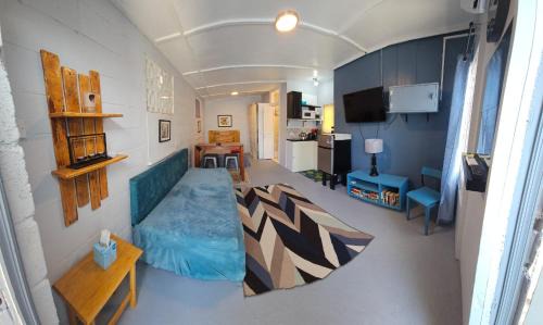 Silver Sands Apartment | Gloria's mini hideaway