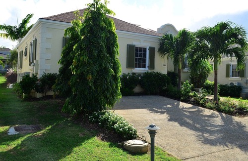 Mount Brevitor Villa | Gorgeous Three Bedroom In Quiet Development