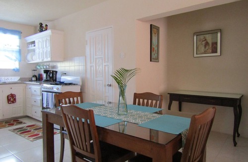 Maxwell Condo | Half Moon Bay/B1 your home away from home
