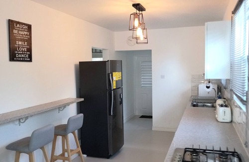 Saint Matthias House | Hastings House – Pool, Walk to the beach!