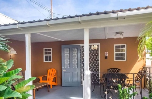 Dover Cottage | Heart of St. Lawrence Gap, | 8-min Walk to Beach