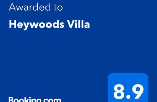 Douglas Apartment | Heywoods Villa