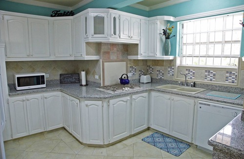 Holder's Hill Villa | Holders Retreat: A Resort Stay That's All Yours!