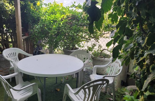 Oistins Hostel | Hostel ∙ 8 guests