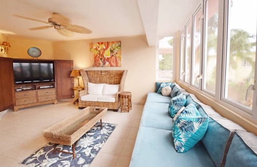 Marine Gardens House | House ∙ 5 bedrooms ∙ 10 guests