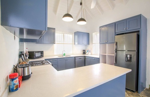 Silver Sands House | Inch By Inch 3 Bedroom Home by Bluescape