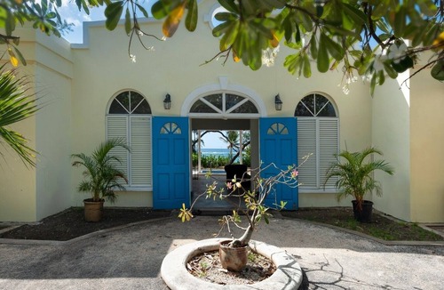 Silver Sands House | Inch By Inch 3 Bedroom Home by Bluescape