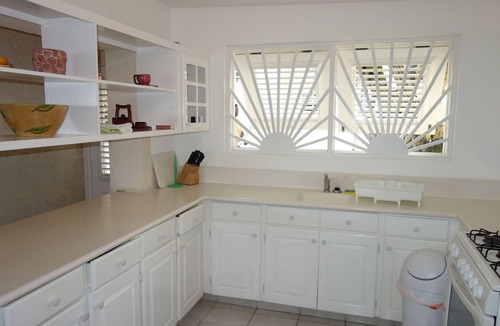 Silver Sands House | Inchcape Seaside Villas 1 bedroom De Luxe Beachside Villa