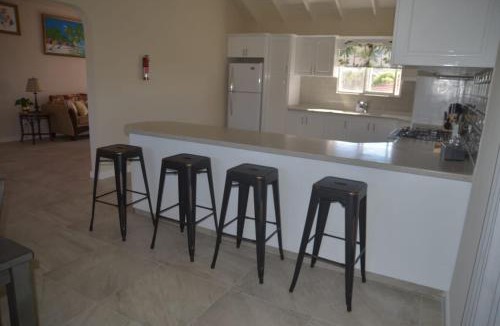 Douglas Apartment | Ixoras Beach Apartments