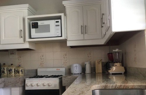 Folkestone House | JAMESTOWN PARK SPACIOUS 2 BED GETAWAY