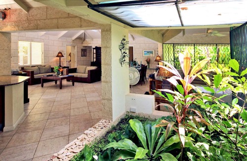 Gibbs Bay House | Jessamine Luxury house