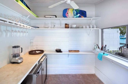 Gibbs Bay Villa | La Lune