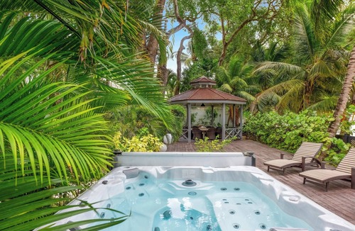 Gibbs Bay Villa | La Lune