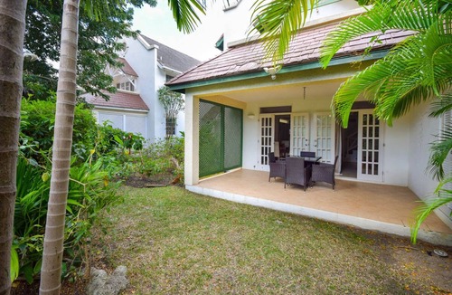 Bridgetown House | Large 2-bed townhouse with shared pool
